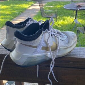 Nike White and Gold Sneakers